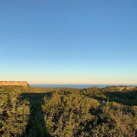 キャンプ場 Camping **** _ Les Falaises