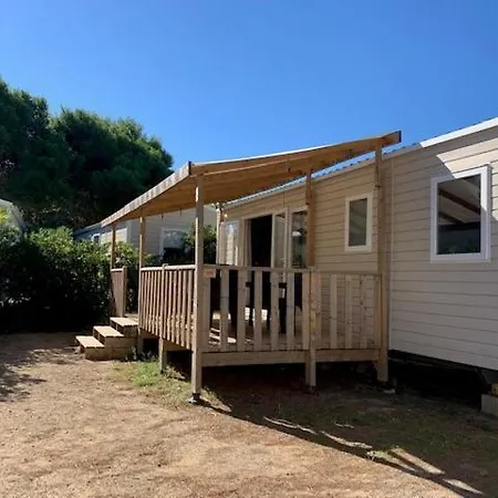 Camping **** _ Les Falaises キャンプ場 *